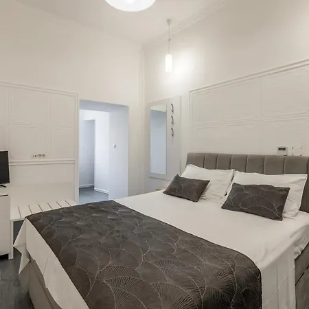 Hotel Rose Hotel 4*